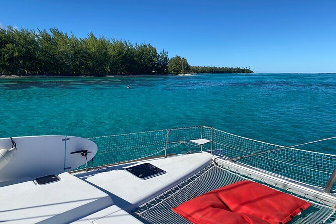 4 Days and 3 Nights in Catamaran on Raïatea and Tahaa - Apooiti Marina landing on Day 4: a gentle finish
