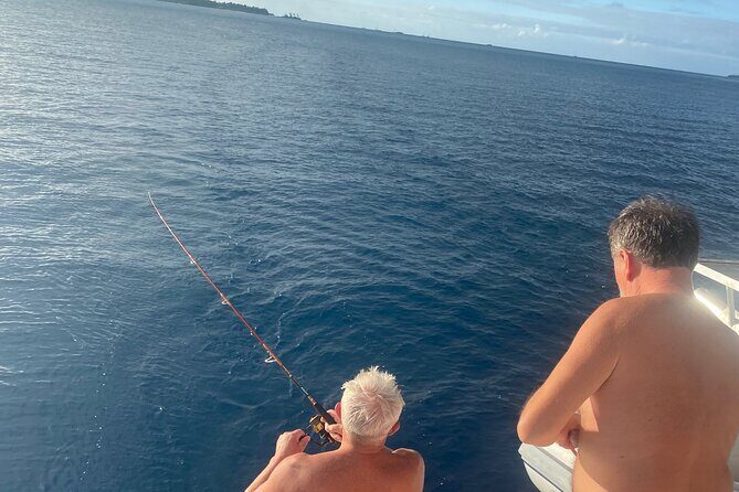 4 Days and 3 Nights in Catamaran on Raïatea and Tahaa - Meals, crew energy, and the human side of the trip