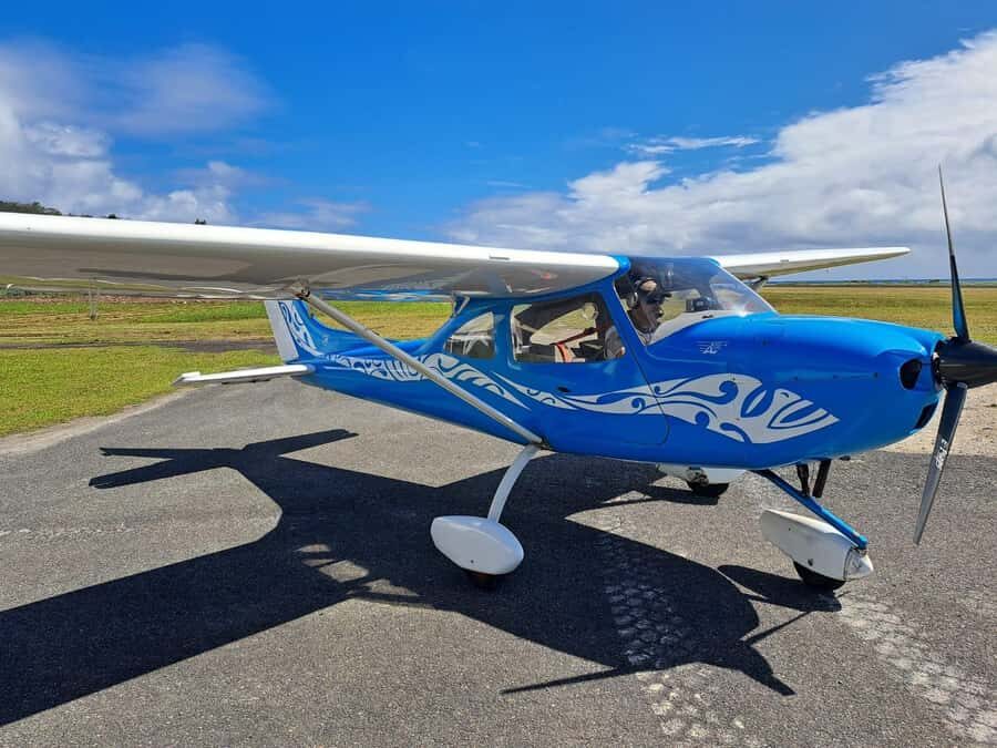 Bora-Bora 30 minutes private flight in light aircraft - Key moments that make this flight worth it