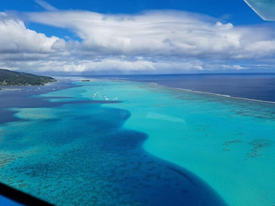 Bora-Bora 30 minutes private flight in light aircraft - How the Bora Bora private flight actually feels in the air