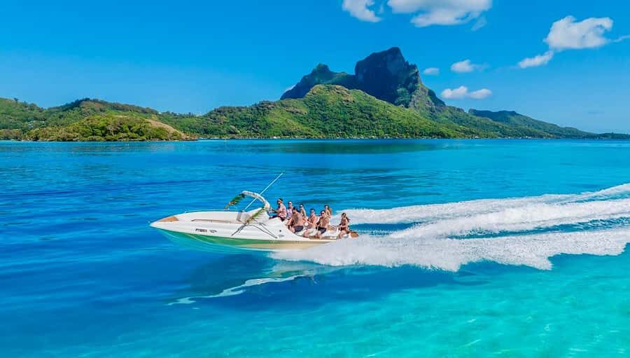 Bora Bora: Blue Lagoon Cruise, Snorkeling and Lunch . - The 6-Hour Flow: Pickup, Lagoon Stops, and Motu Lunch