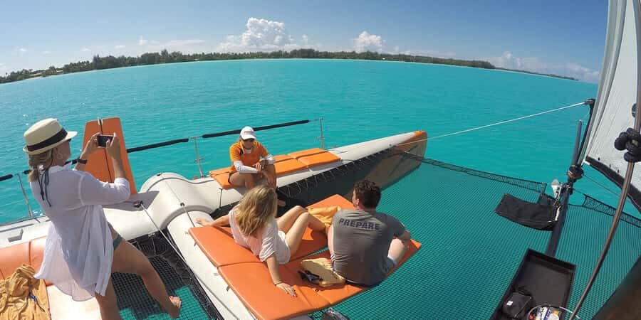 Bora Bora: Half Day Catamaran Sailing & Snorkelling - Drinks, light snacks, and what is (and isn’t) lunch