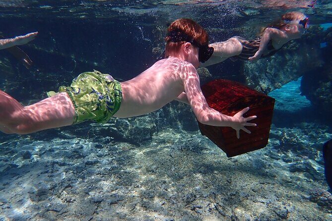 Bora Bora Underwater Scooter - Aquabike route and marine life: corals, fish, and that hands-on moment