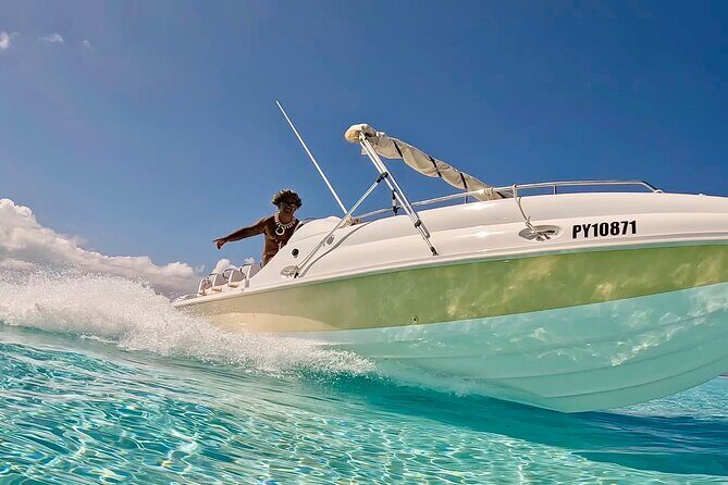 Crazy sea horse Bora Bora Comfortable boat, snorkeling and lunch - Key highlights you’ll actually feel on this tour