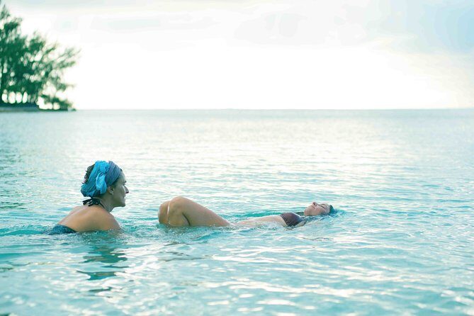 Janzu experience: massage and aquatic relaxation in the lagoon of Moorea - The lagoon setting (and the wind plan that protects your session)
