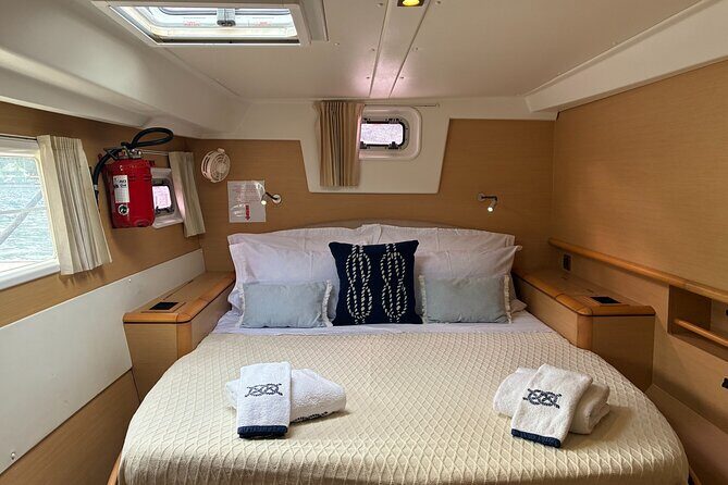 Luxury Private Moorea Cruise Tour - Cook’s Bay & Mount Mouaputa: Why This Side Feels So Dramatic