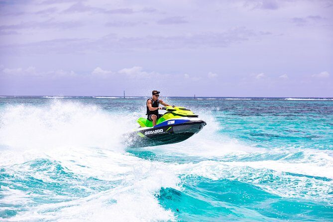 Moorea Explorer Jet Ski tour - Breaks in the Water: Feeding Fish, Swimming Time, and What to Bring