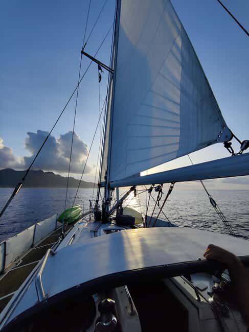 Moorea: private sunset sailing tour - Price and value: what $567 for up to two people actually covers