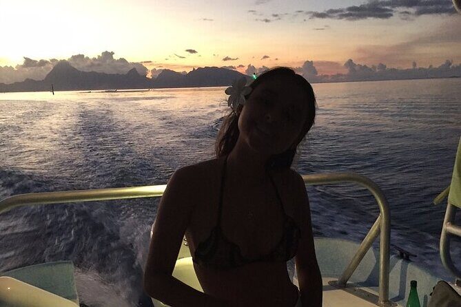 Private and Local Sunset Cruise in Tahiti - Why a private sunset cruise in Tahiti feels different
