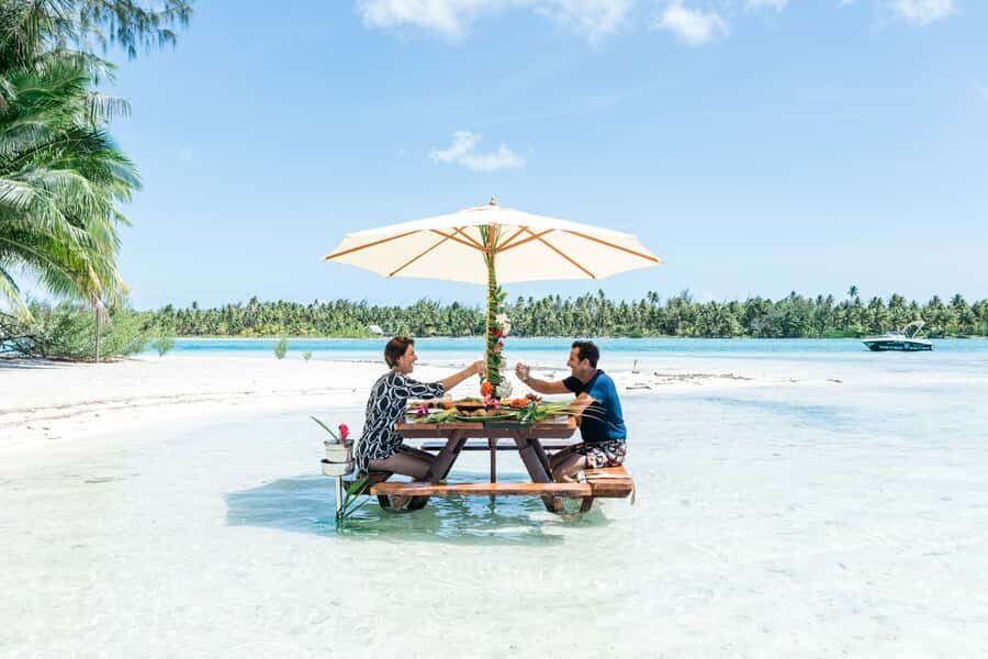 Private Bora Bora Lagoon Snorkel Cruise with BBQ Picnic - Key moments worth centering on