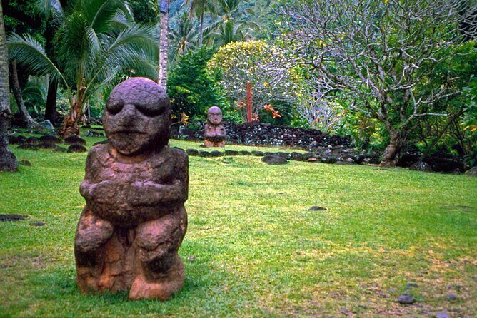 Private Full Day Tour of Tahiti - Taharuu Black Sand Beach: A Quick, Scenic Coast Stop