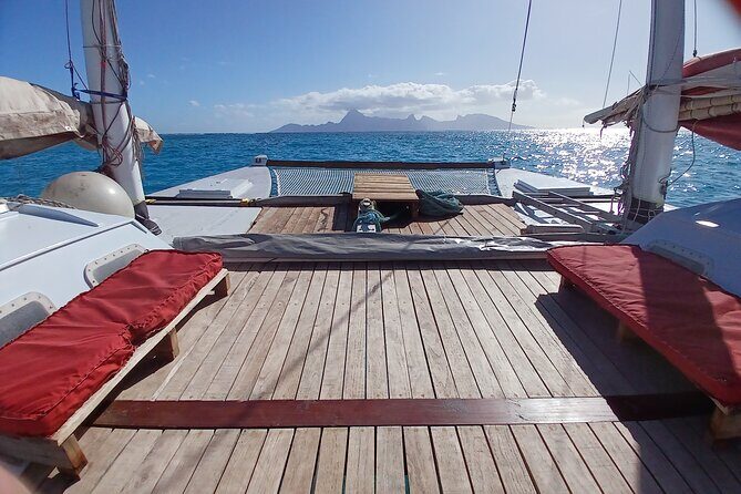 Private Half Day Sailing Excursion on the Lagoon of Tahiti - Captain-led pace in English and French (including what makes it feel personal)