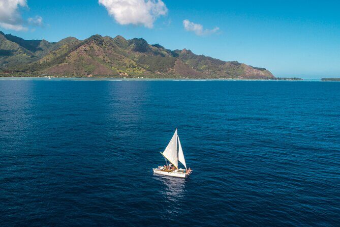 Private sailing adventure - Where you start on Moorea: Vaapiti’s meeting point and what to expect