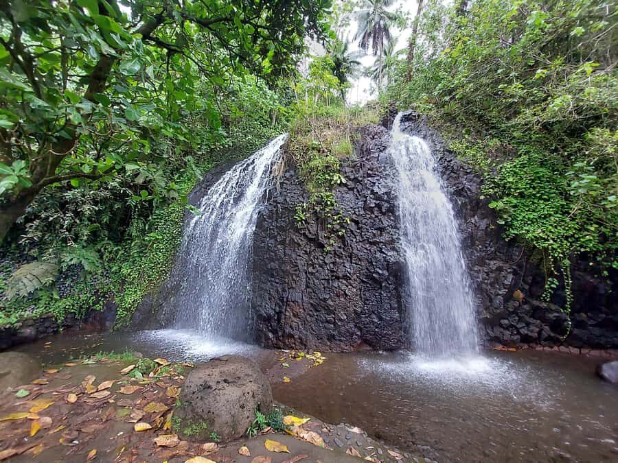 Tahiti Classical Coastal Full Day Private Tour - Inside the Van: Comfort, Timing, and Clear Commentary