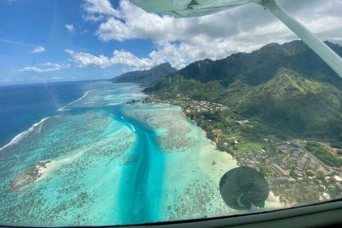 Tahiti: Full Day Tour with Private Flight EN Cessna (Moorea & Tahiti) - Arahoho Blowhole: Watching Water Do Its Thing