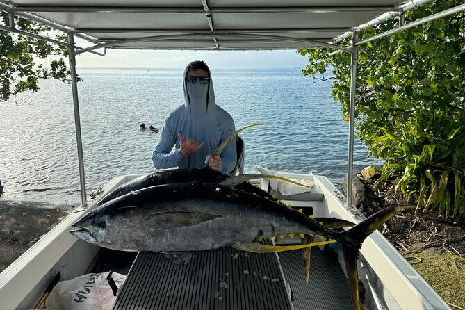 Wholesale Fishing in Poti Marara at Tahiti Teahupoo Peninsula - Quick hits you’ll care about